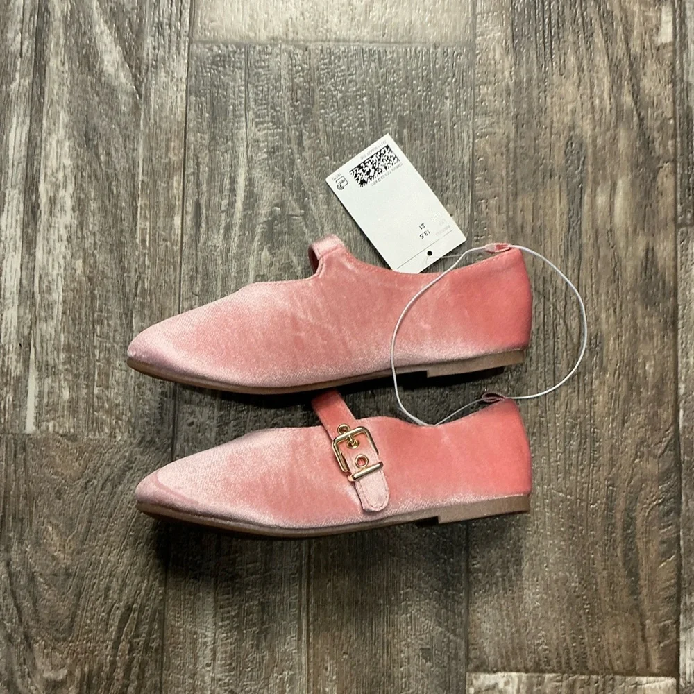 H&M Light Pink Velvet Mary Jane Shoes for Kids Size 13.5 - Picture 8 of 12
